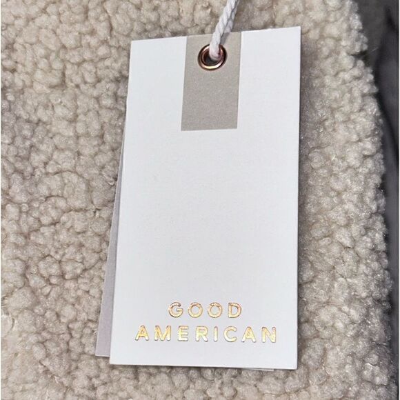 Good American Faux Shearling Cocoon Hooded Puffer Coat - Picture 9 of 12